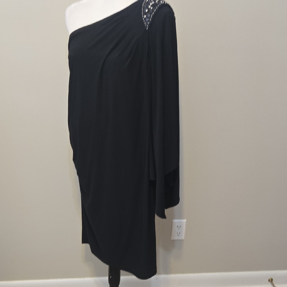 Elegant Black One-Shoulder Embellished Dress